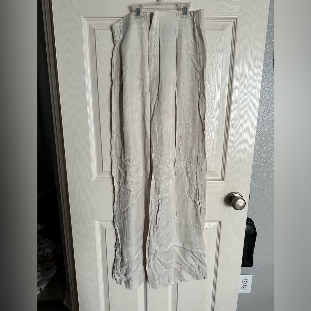 satin cream work pants, great condition just needs ironing